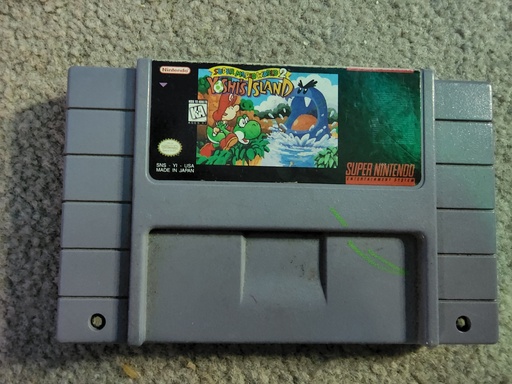 Super Mario World 2 - Yoshis Island - Super Nintendo - Loose