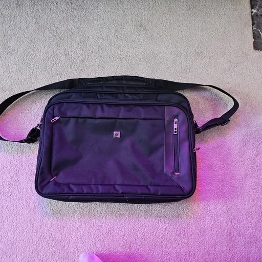 GF Laptop Bag - Black - Stylish